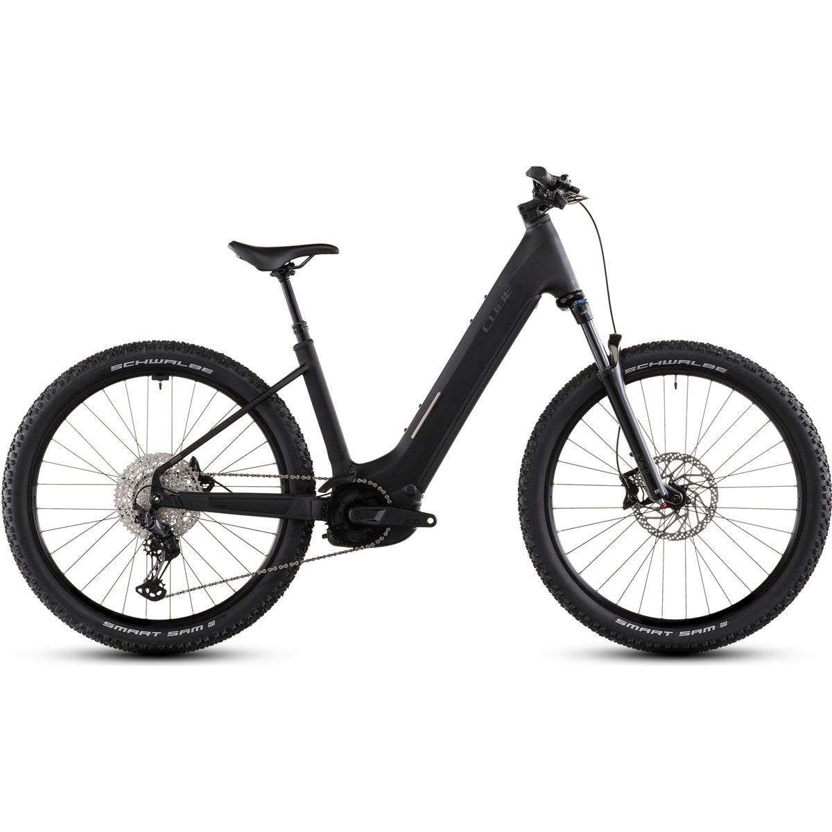 El MTB Cube Reaction Hybrid Pro 800 Low Blackline