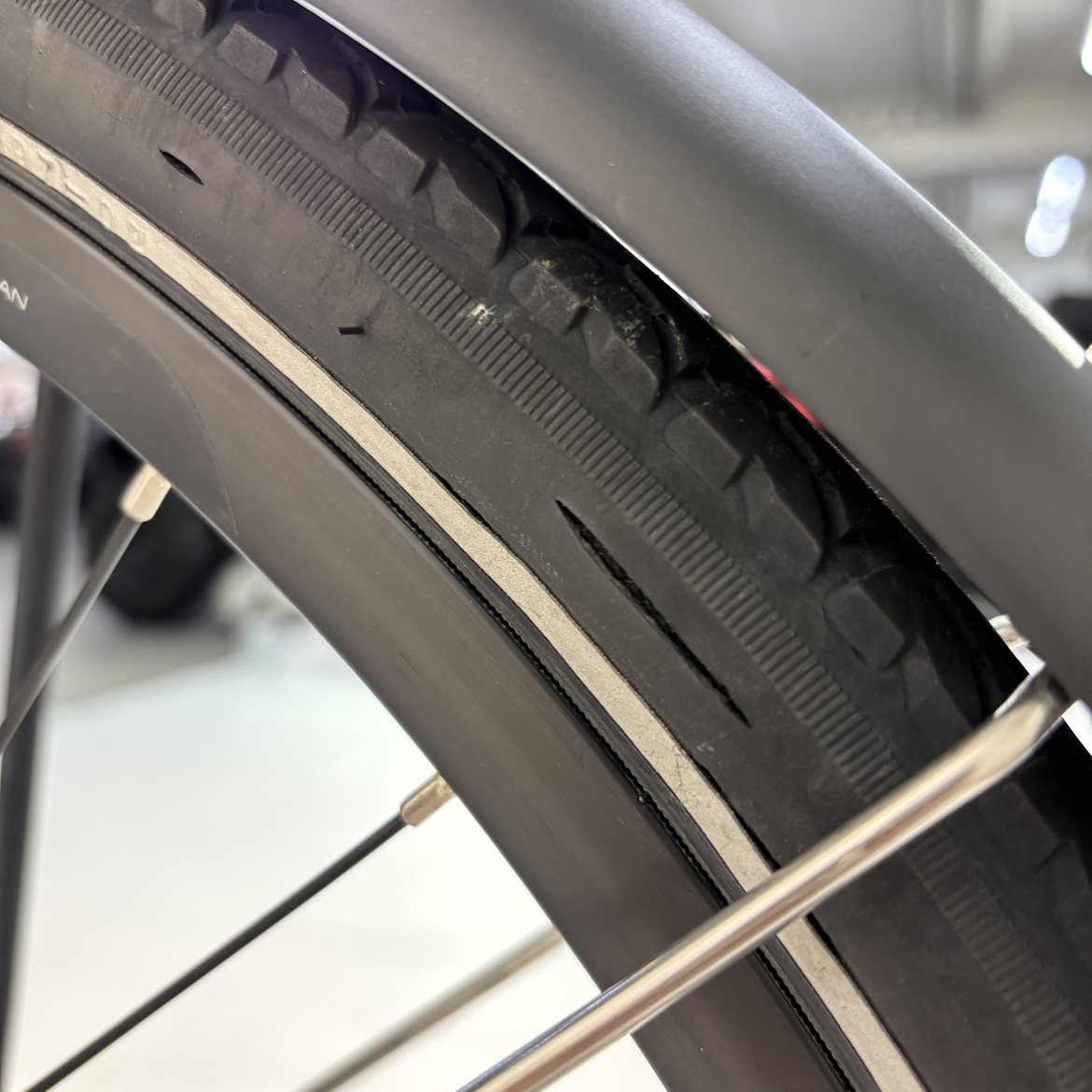 Begagnad Hybridcykel Nishiki XC Five Dam Lavagrå