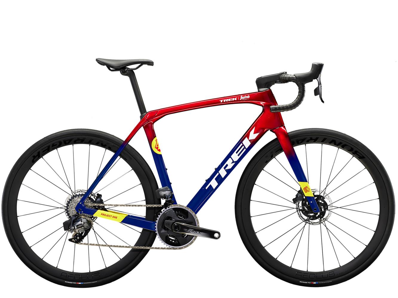 Racercykel Trek Domane SLR 7 Etap Gen 4 Röd/Blå