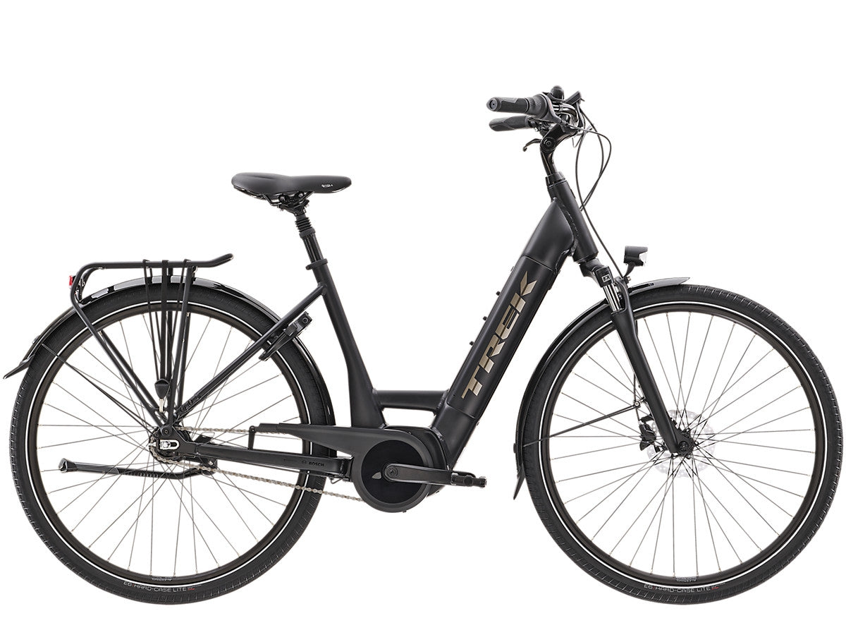 Elcykel Trek District+ 6C Lowstep 400Wh svart