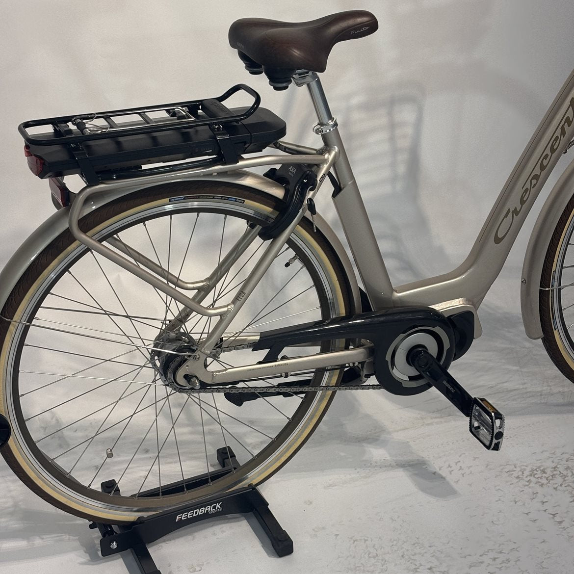 Begagnad Crescent Elsa Elcykel Silver