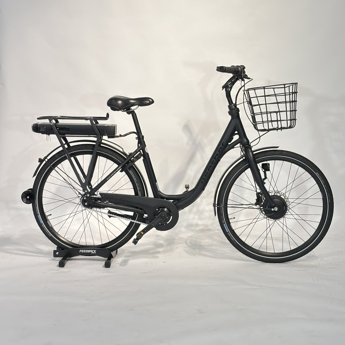 Begagnad Elcykel Black Winther Superbe 1 Dam 26 Tum Svart