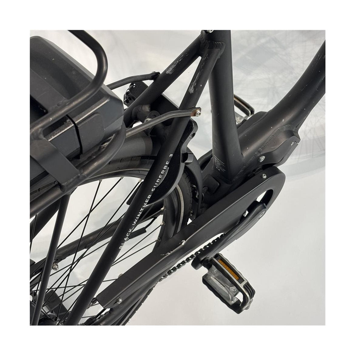 Begagnad Elcykel Black Winther Superbe 3 Dam 7-Växlar Mattsvart 400W