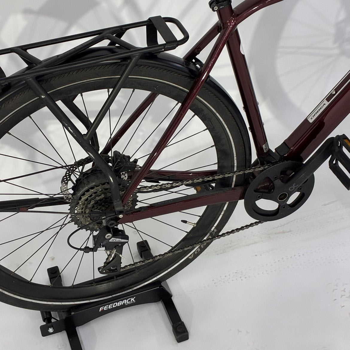 Begagnad Elcykel Orbea Vibe H30 EQ Metallic Burgundy Red Gloss