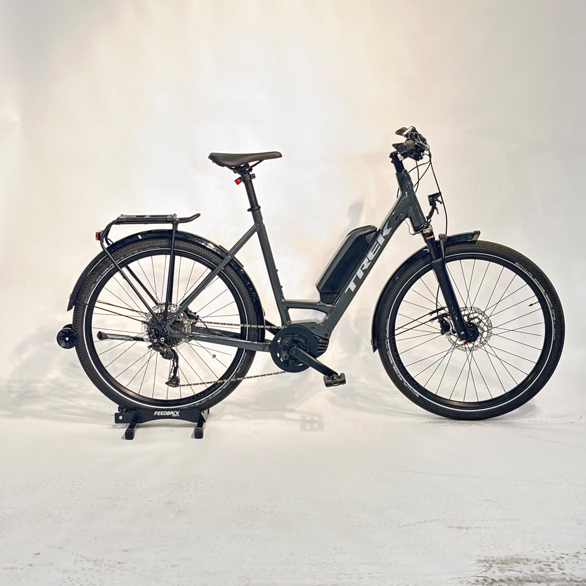 Begagnad Elcykel Trek Allant+ 5 Lowstep Grå