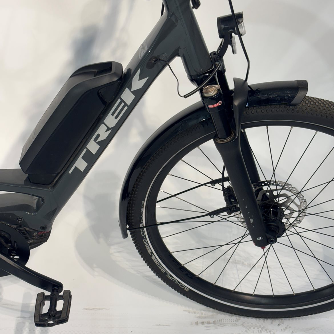 Begagnad Elcykel Trek Allant+ 5 Lowstep Grå