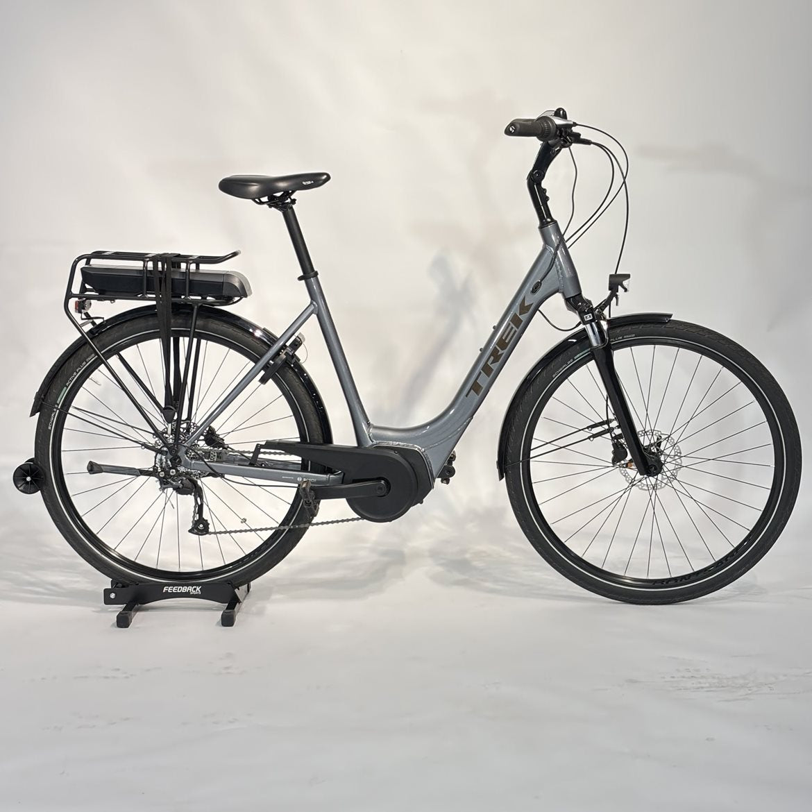 Begagnad Elcykel Trek Verve+ 1 Lowstep Galactic Grey