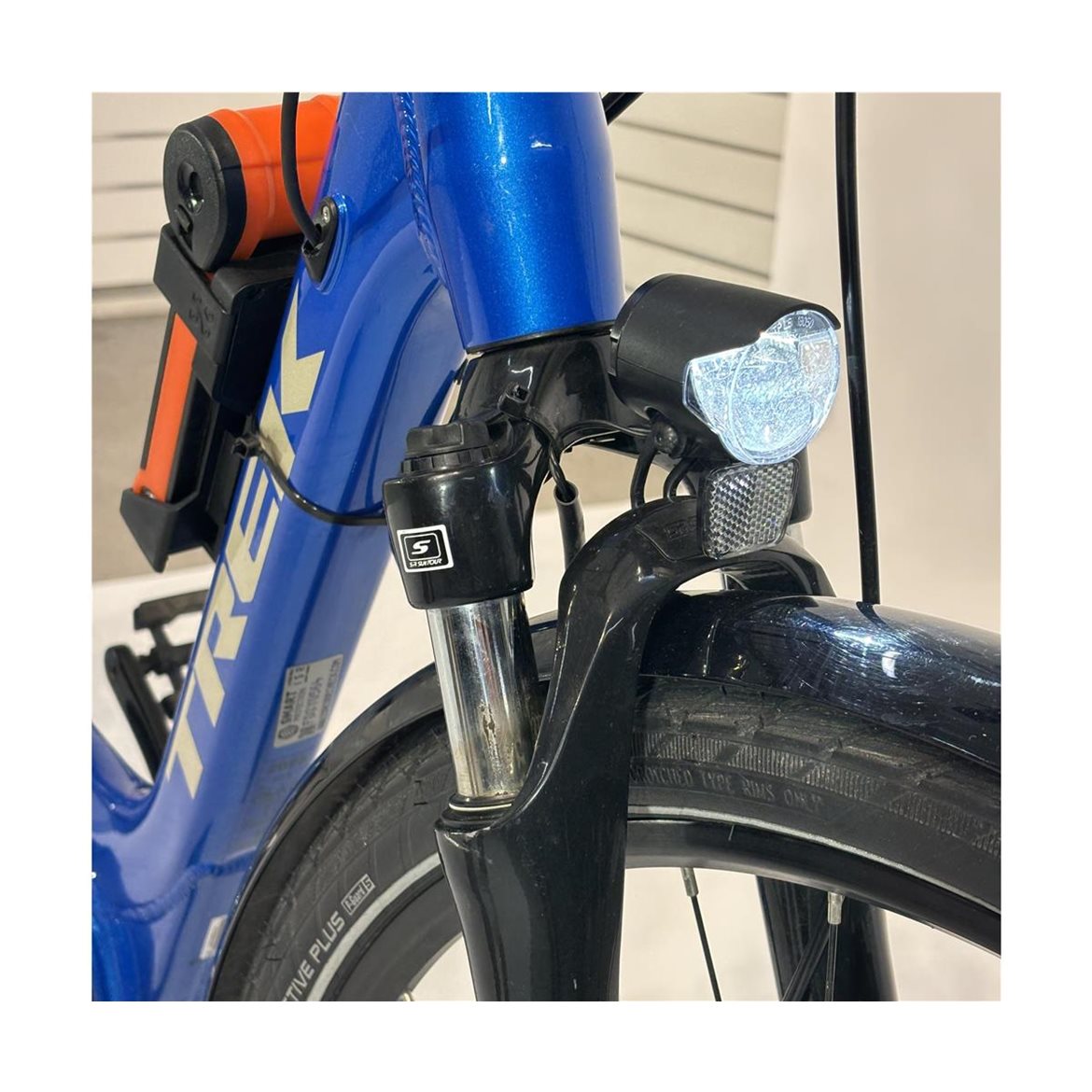 Begagnad Elcykel Trek Verve+2 Lowstep 500Wh Dam Blå