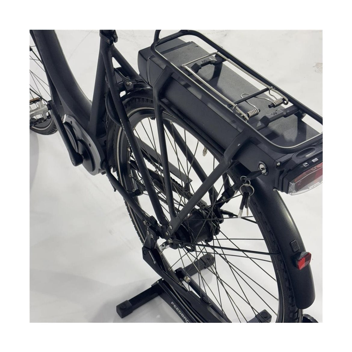 Begagnad Elcykel Winther Black Superbe 2