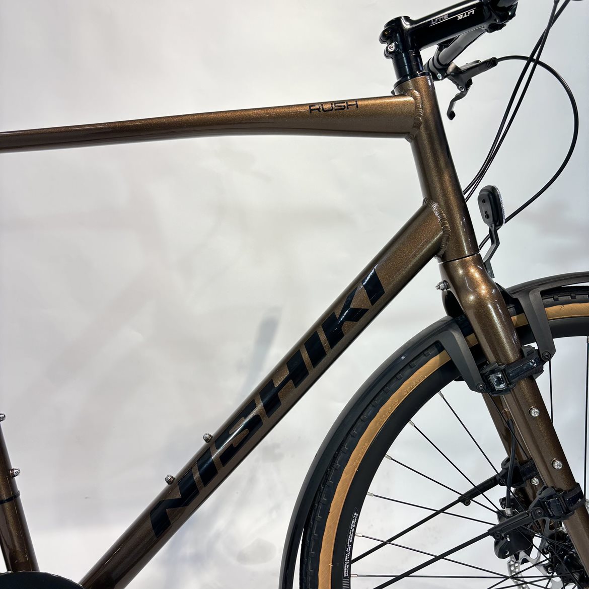 Begagnad Hybridcykel Nishiki Rush