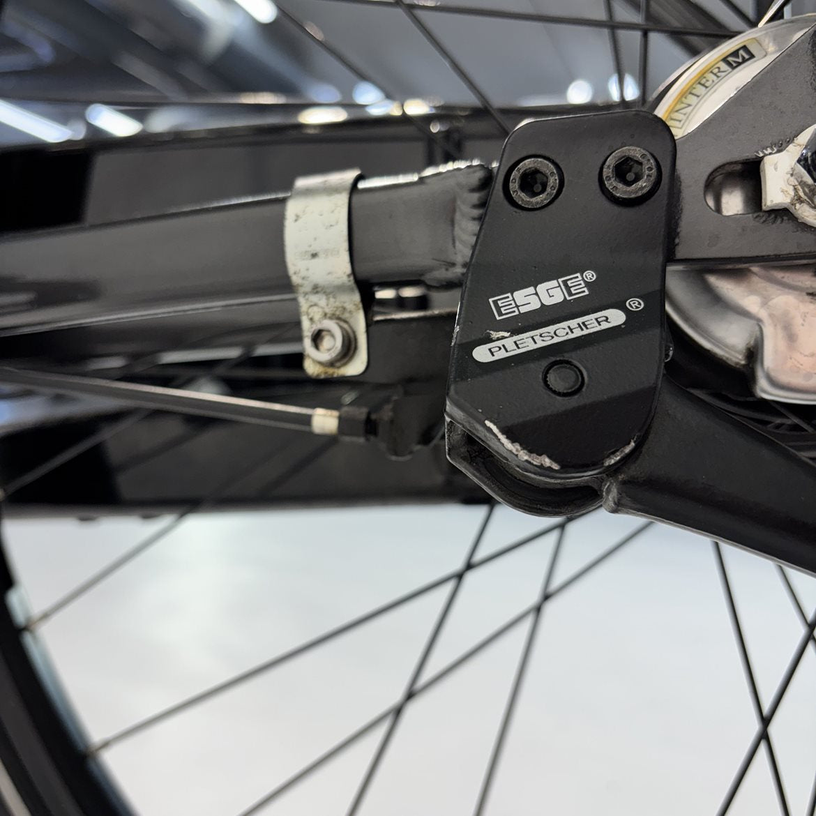 Begagnad Hybridcykel Trek District 2 Equipped