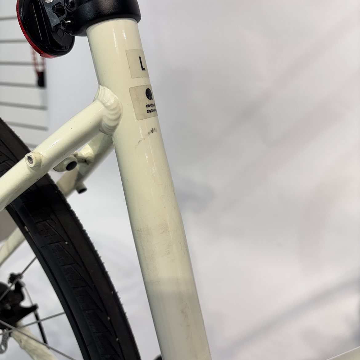 Begagnad Hybridcykel Trek FX 1 Midstep Gen 4 Era White
