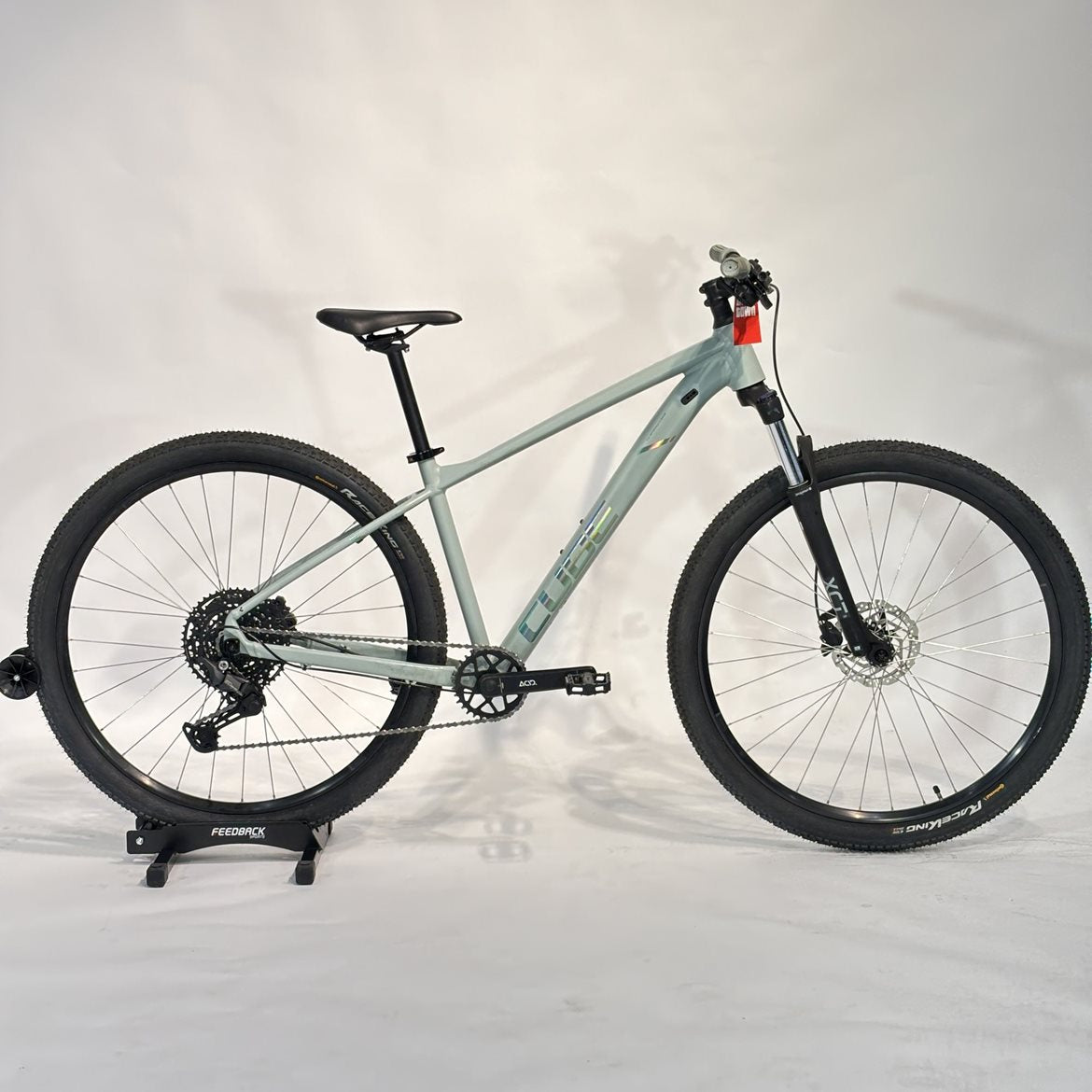 Begagnad Mountainbike Cube Aim Race Frozengrape/Turmalin