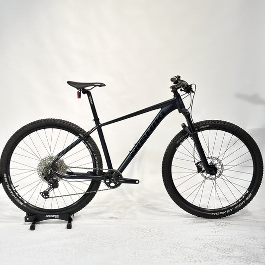 Begagnad Nishiki Pinnacle Mountainbike Åskmolnsblå