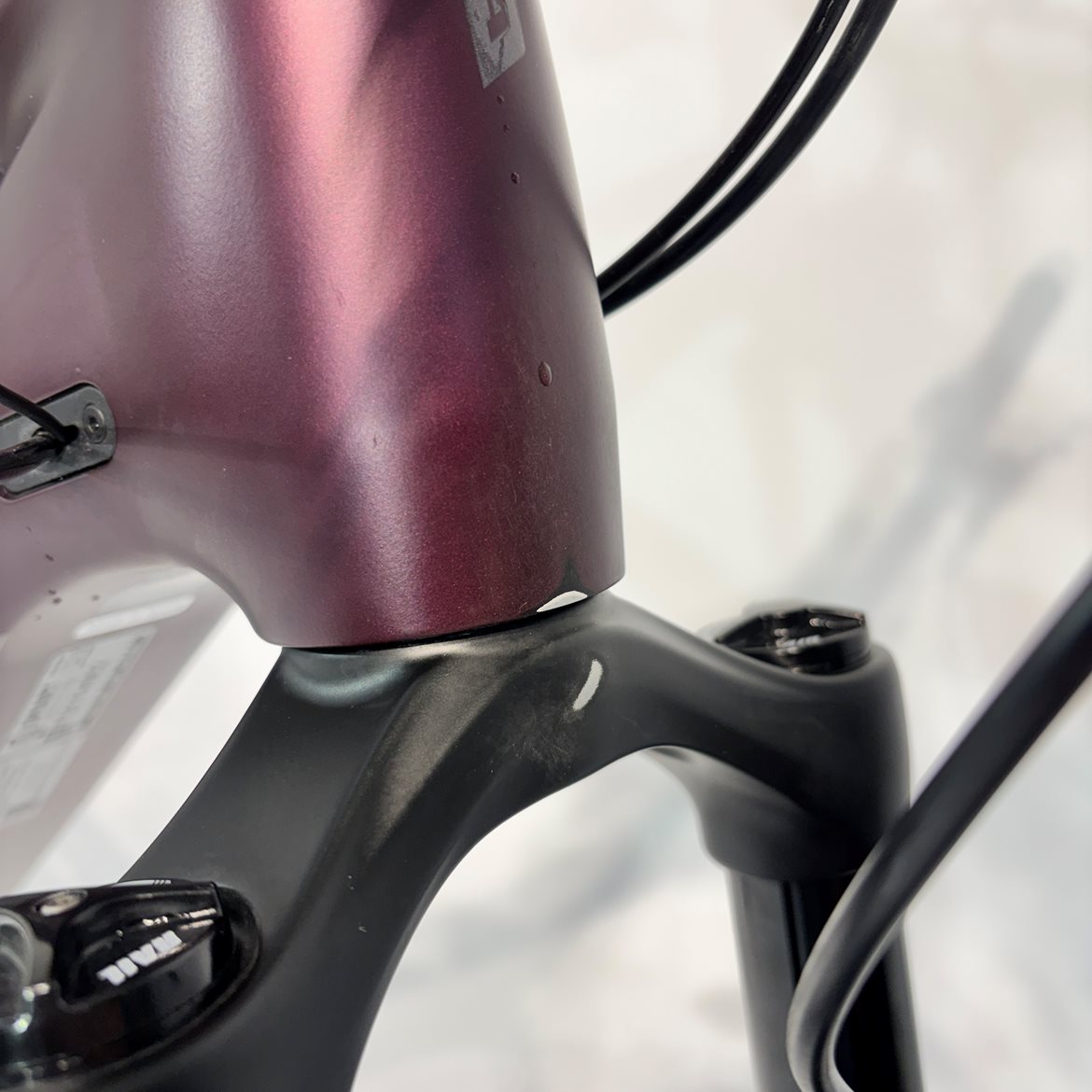 Begagnad Orbea Rise H30 El-MTB Metallic Mulberry/Black Matt