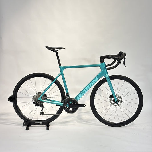 Begagnad Racercykel Bianchi Sprint Disc 105 Celeste