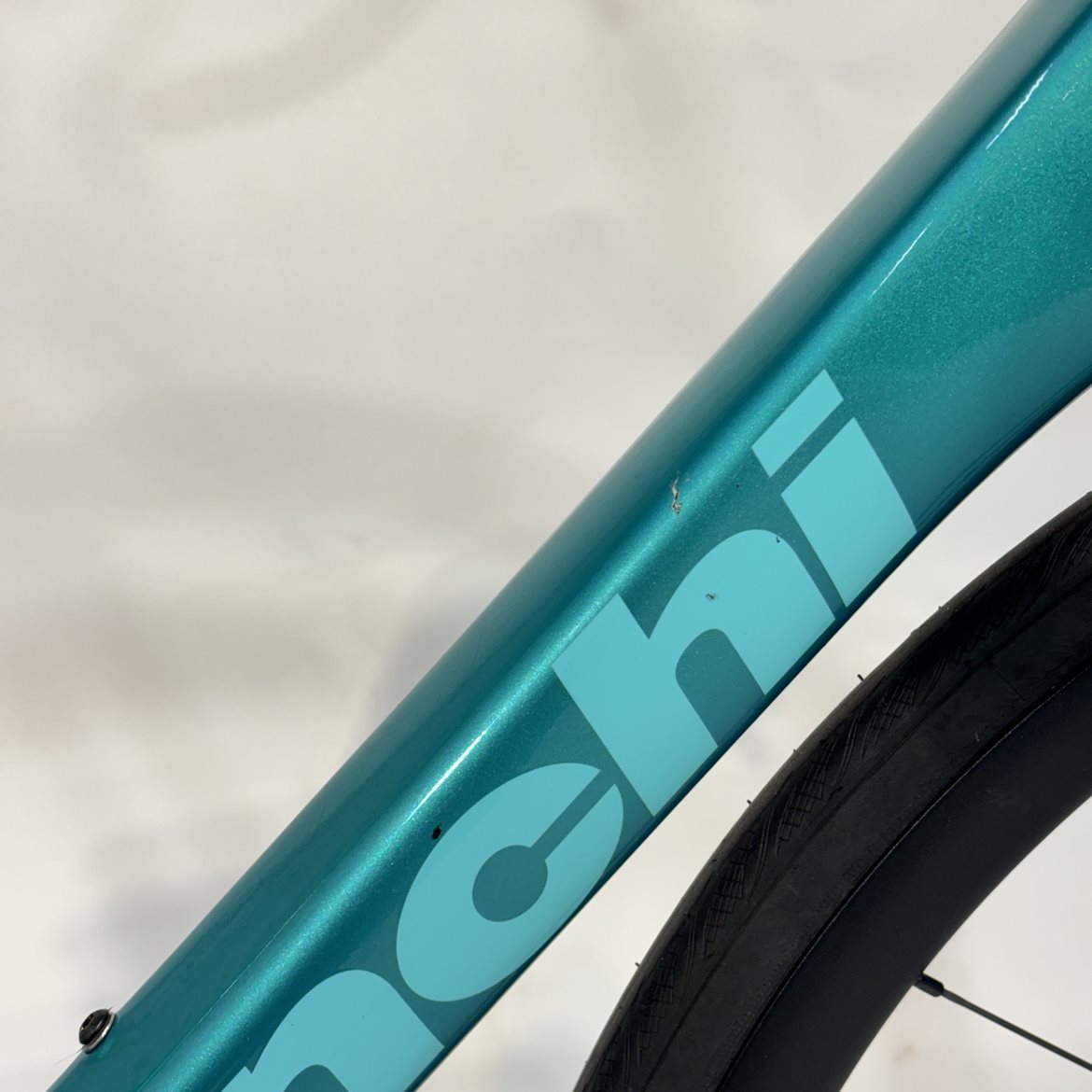 Begagnad Racercykel Bianchi Sprint Disc 105 Celeste