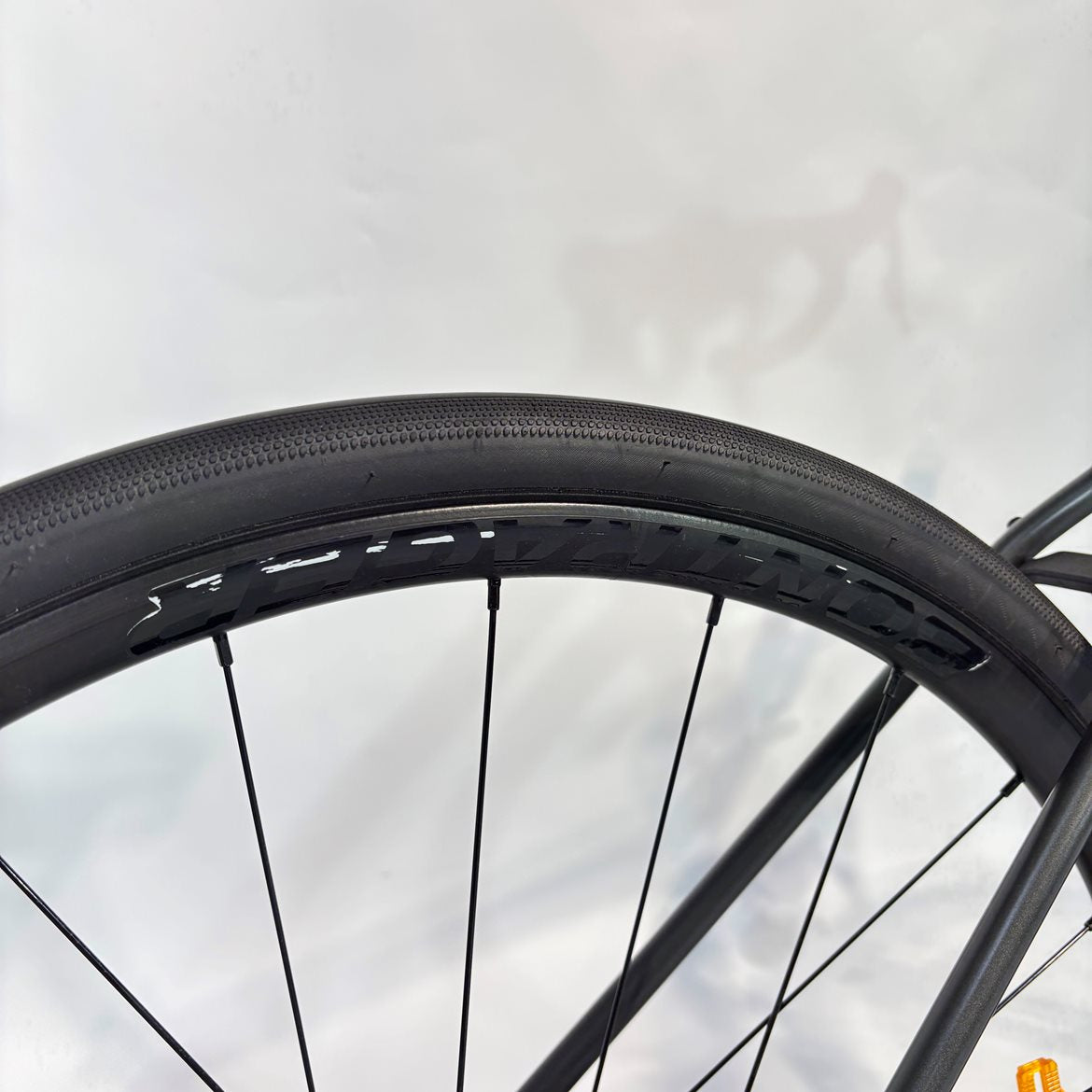 Begagnad Trek Domane AL 2 Gen 4 Racercykel Matte Lithium Grey