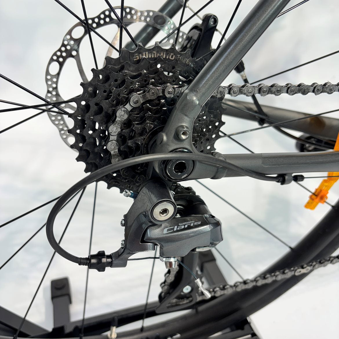 Begagnad Trek Domane AL 2 Gen 4 Racercykel Matte Lithium Grey