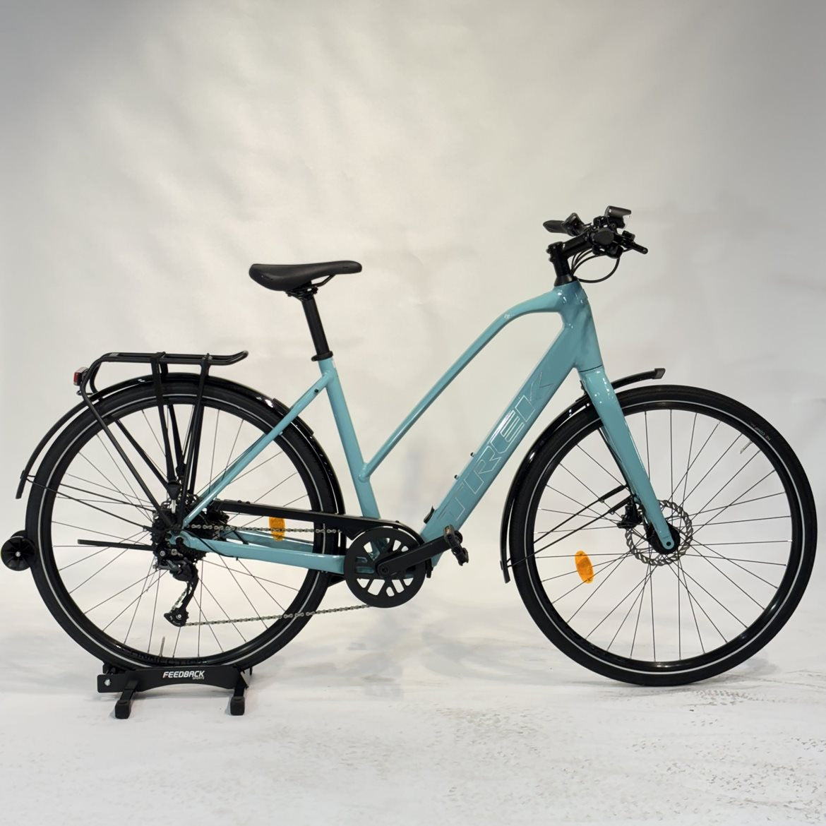 Begagnad Trek FX+ 2 Stagger Elcykel Dam
