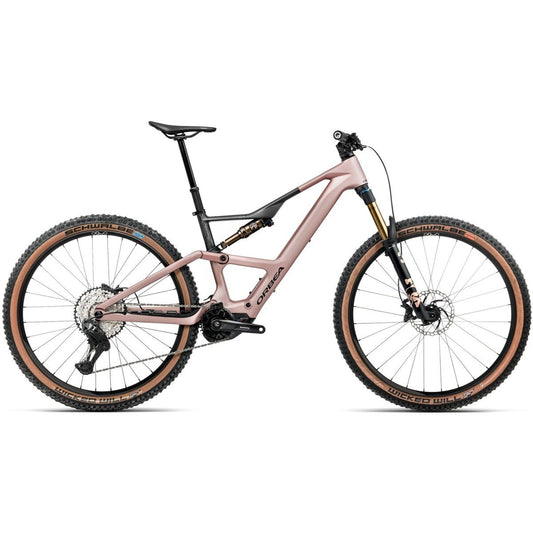 El MTB Orbea Rise SL M10 630W XT Di2 Desert Rose/Carbon Raw