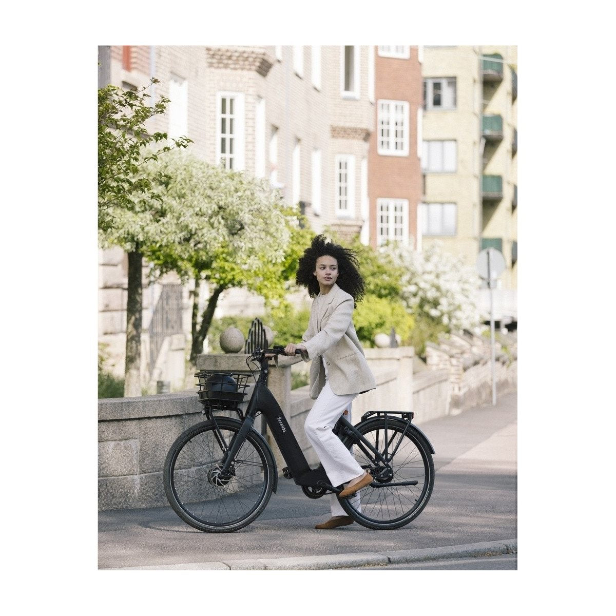 Elcykel Ecoride Ambassador 4 Hub Fotbroms Svart