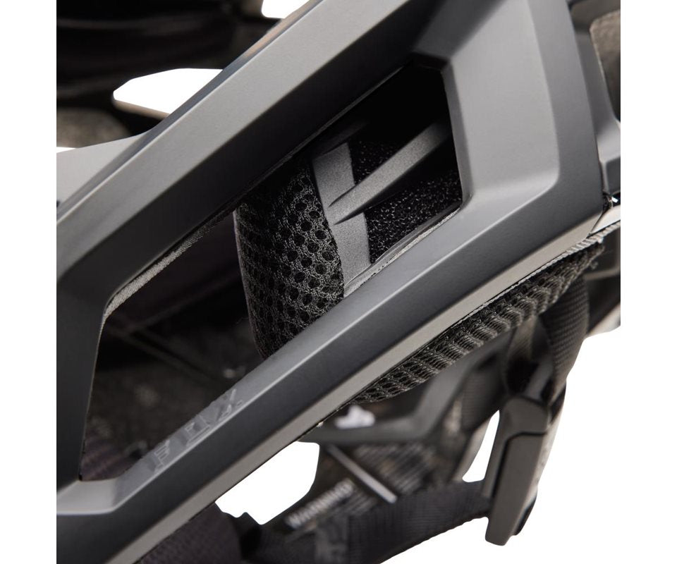 Fox Proframe RS Helmet Men Matte Black