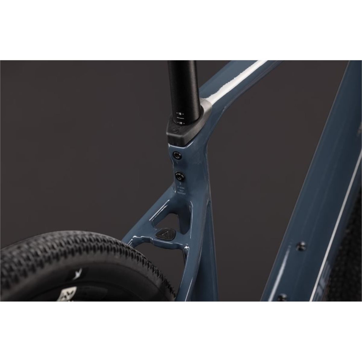 Gravel bike Cube Nuroad Race Inkgrey/Grey