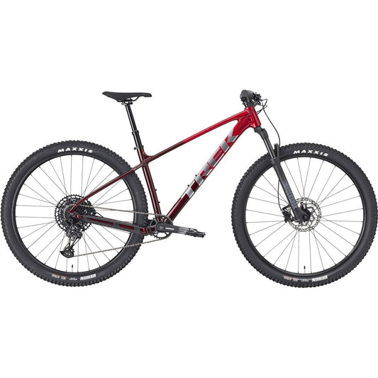 Hardtail MTB Trek Marlin 7 Gen 3 Fury Red/Lithium Grey Fade
