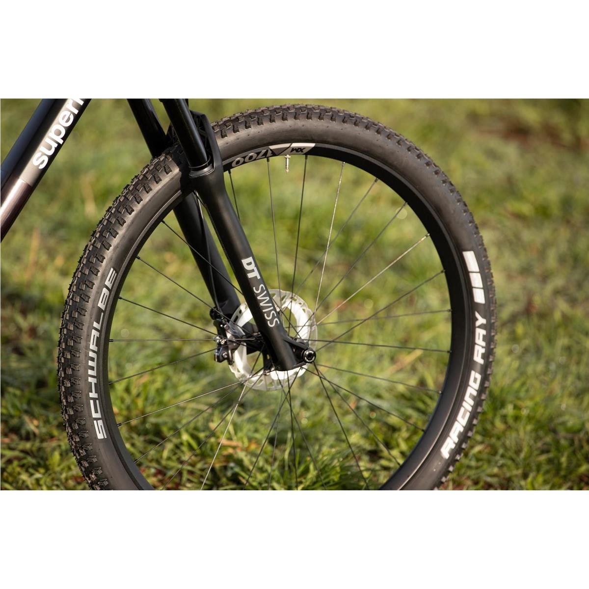 Heldämpad MTB Superior XF 9.5 Team Gloss Red Carbon/Black