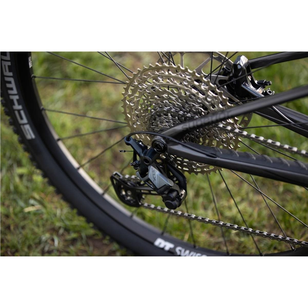 Heldämpad MTB Superior XF 9.6 DC Matte Carbon/Grey