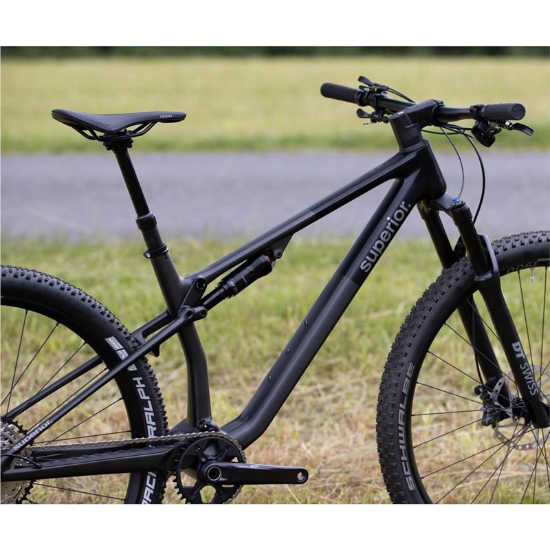 Heldämpad MTB Superior XF 9.7 RC Matte Carbon