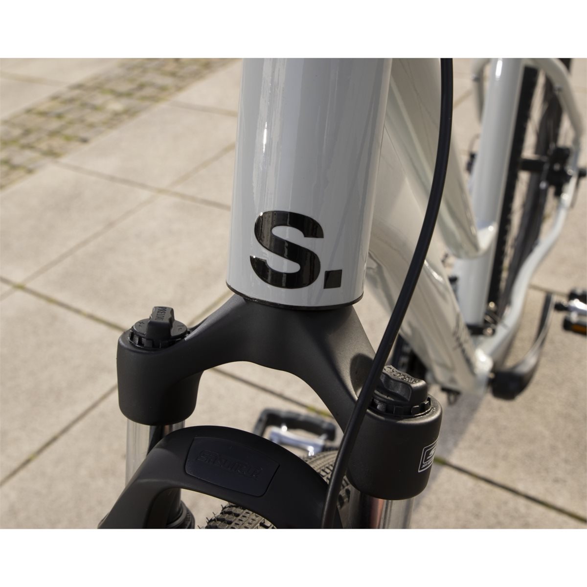 Hybridcykel Superior BLOX 6.2 Gloss Grey
