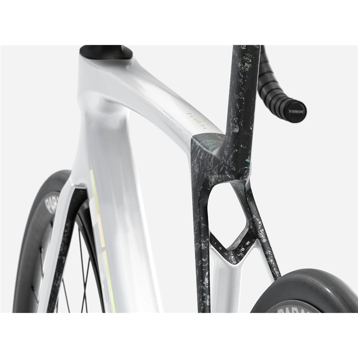 Racercykel Trek Madone SL 5 Gen 8 Crystal White/Deep Smoke