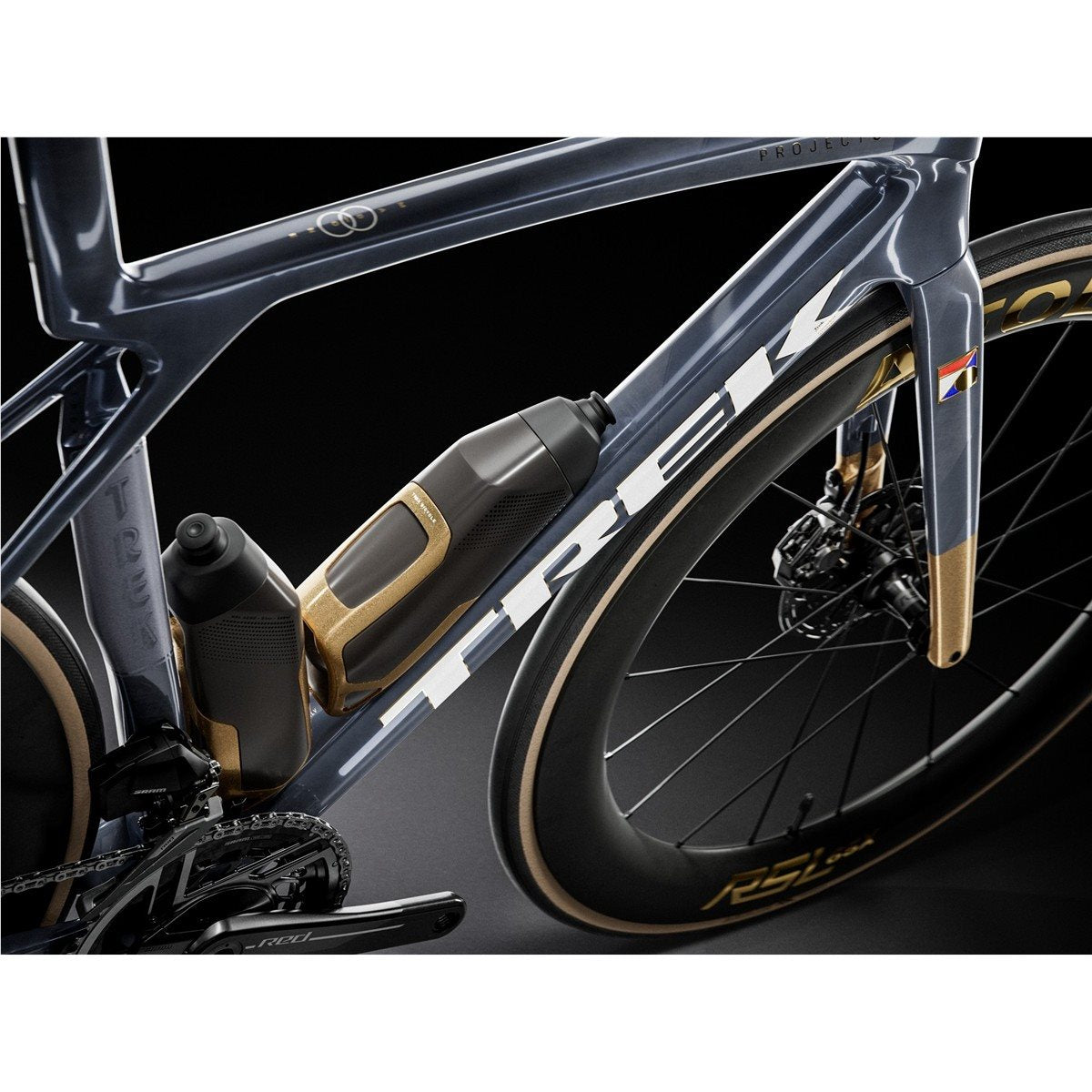 Racercykel Trek Madone SLR 9 AXS Gen 8 - No. 76 ICON