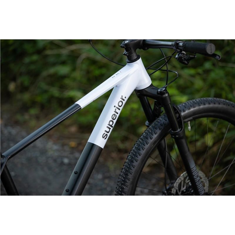 Superior MTB Hardtail XP 6.2 Svart/Vit