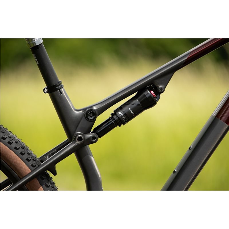 Superior XF 9.9 Team Red Carbon/Matte Carbon