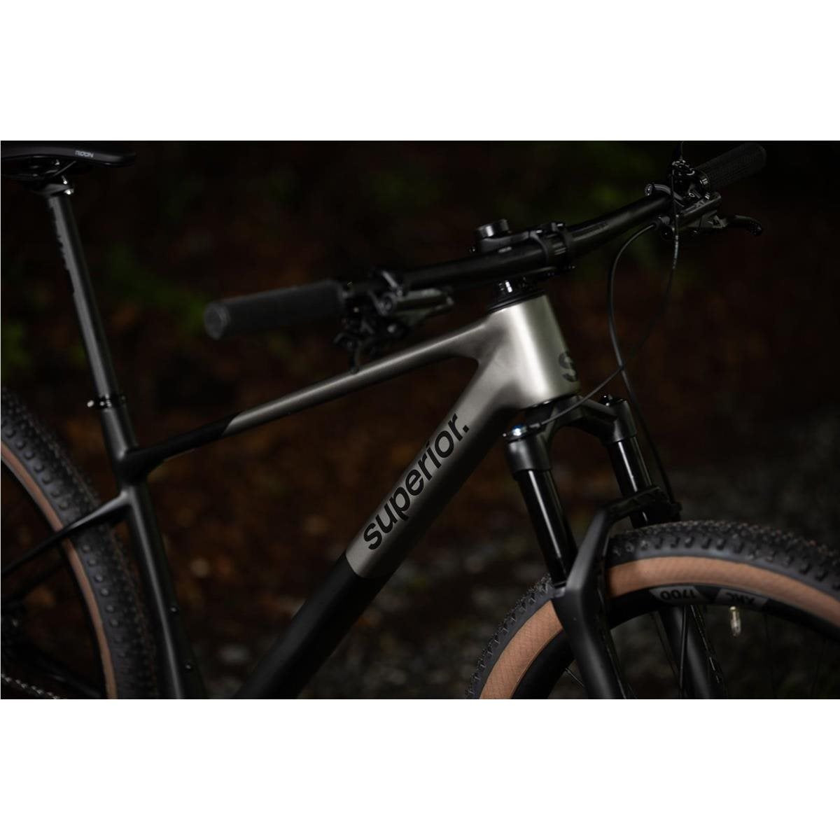 Superior XP 9.8 Matte Dark Chrome/Carbon