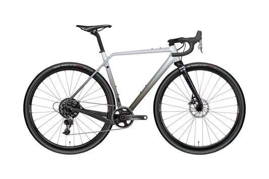 Gravelcykel Rondo RUUT CF 1 svart/vit